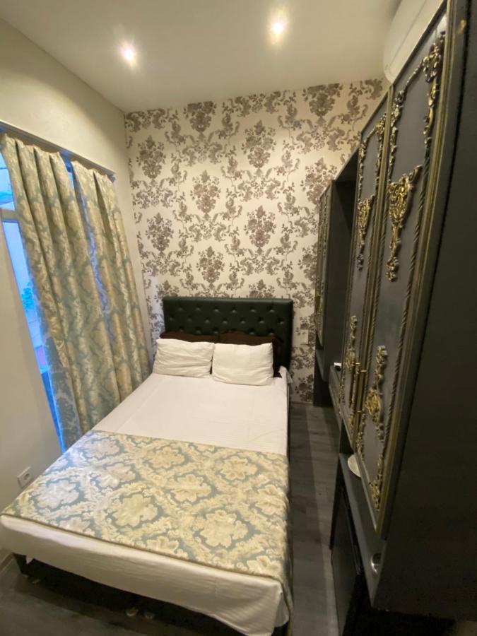 Ganj Hotel 2*